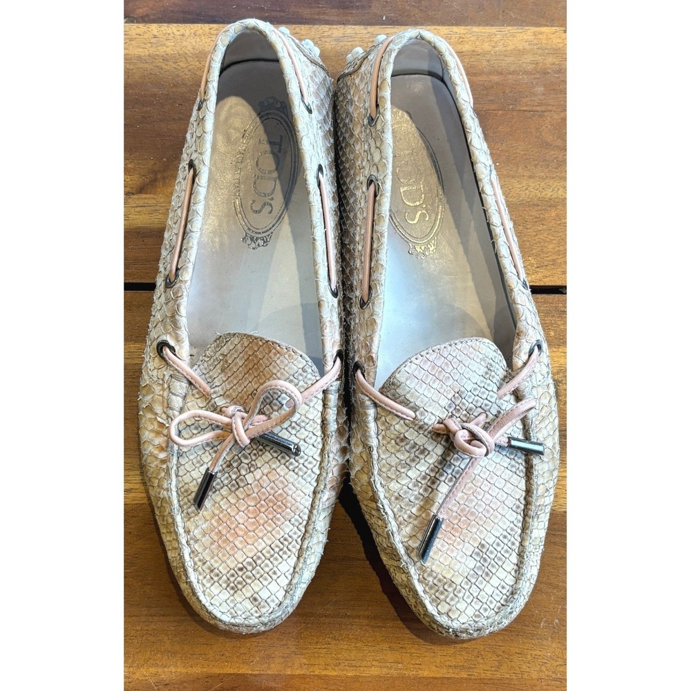 Tod's Gommino Driving Shoes Beige Python Leather w/ Pink Laces EU 38.5, US 8/8.5